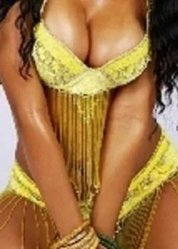 escort.it - BELLA DONNA SEDUTTRICE SEMPRE IN ABBIGLIAMENTO SEXY CORPO CON CURVE MOZZAFIATO E CON UNA MARCIA IN PIU' A LETTO.