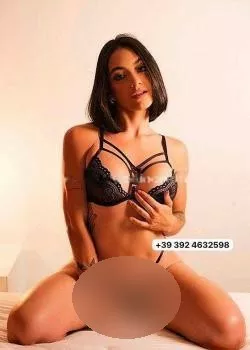 escort.it - Bella Nefomena pompino Scoperto + Sborrami In Bocca viso +lato B 69 pioggiadorata Lecco Palle , Mi Poi Enculare Tutta, Ingoio