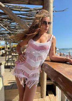 escort.it - Bella Trans Biondina E Dolce E Sensuale Con La Banana Piena Di Latte