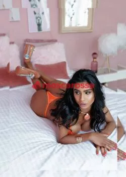 escort.it - Bellissima Calda Sensuale Morena Kelly