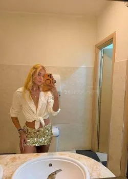 escort.it - Crotone appena Artivata karen Exclusive Per Uomini Esigenti….foto Reali x