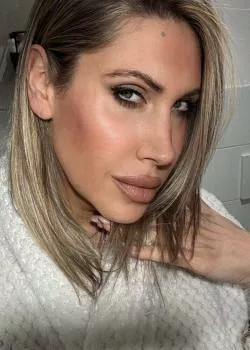 Foto di 3520732530