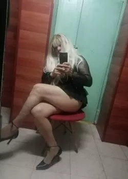 escort.it - JESSICATRAV SI OFFRE PER GANG BANG GRATIS, A GRUPPI DI MASCHI AFRICANI (DA 5 MASCHI IN SU).. SOLO MASCHI AFRICANI....