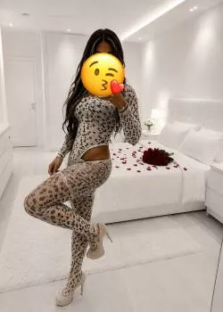 escort.it - NAOMI APPENA ARRIVATA A CIVITANOVA MARCHE BELLISSIMA E SENSUALE, LA PIÙ SEXY CHIAMAMI ADESSO