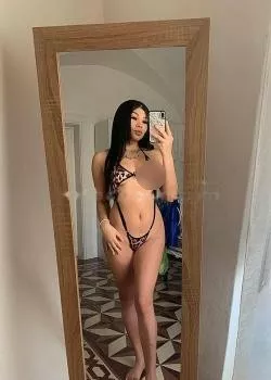 escort.it - New New Foto Vero Schianto Ragazza Altamente Erotica Super Figa Da Urlo vermanete. Esperta Nel Arte Del Amore .. Completa E Di
