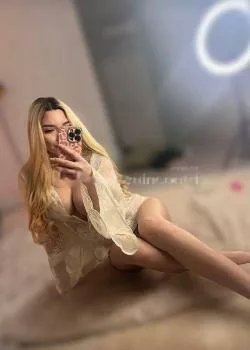 escort.it - new Solo Raggiungo reale Al ragazza giovane Passionale Figa Calda , Provami E Godiamo Senza Tabu Tutto Con Calma !!!
