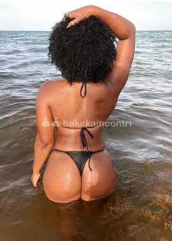 escort.it - PRIMA VOLTA IN CITTA’ GIOVANE MILF! VERA CAVALLA DI RAZZA CERCA STALLONE CHE LA CAVALCHI!