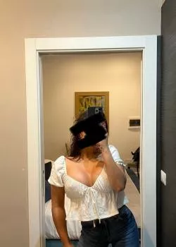 escort.it - Ragazza del Vomero, riservata e selettiva. Ricevo esclusivamente in orario serale, fino a tardi.