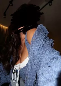 escort.it - Ragazza del Vomero, riservata e selettiva. Ricevo esclusivamente in orario serale, fino a tardi.