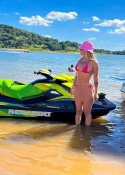 escort.it - Ragazzina Calda Completa