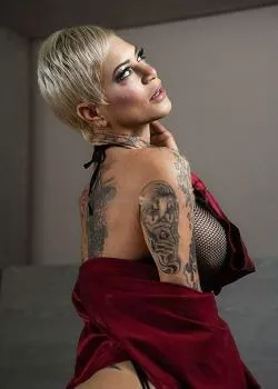 escort.it - Servicio Vip el Mejor Pompino Latino Tu Milf Favorita ExÓtica Tatuada..