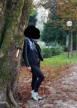 escort.it - signora matura non professionista non telefonate non posso parlare ..scrivete risponderò appena posso.grazie