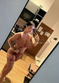 escort.it - Solo Ragiungo A Casa Tua Bellissima E Sexy Gran Pompinara... La Mia Pompa Selvaggia è Unica Al Mond