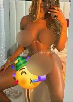 escort.it - trans Ivonne Gran Porcona attiva, Passiva Una Vera Cavalla Tutta Da Montare Con Una Mazza Dura E Piena Da Latte 24 Su 24