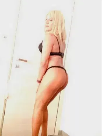 escort.it - Lisa culetto doro