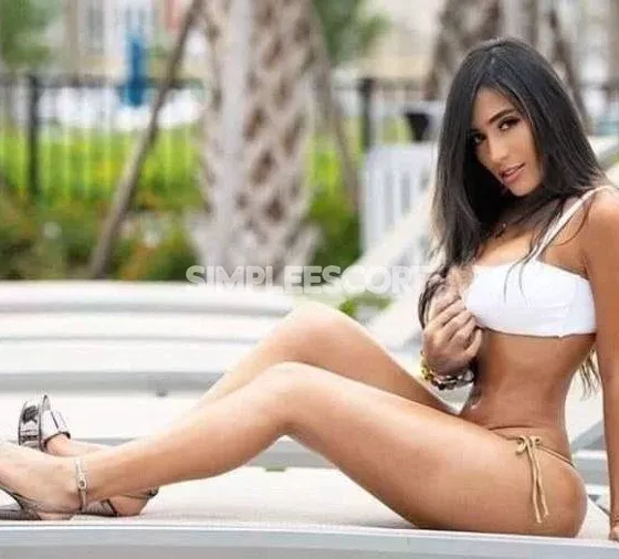 escort.it - Bambolina Sexy e Trasgressiva: Piacere Senza Limiti a Cassino