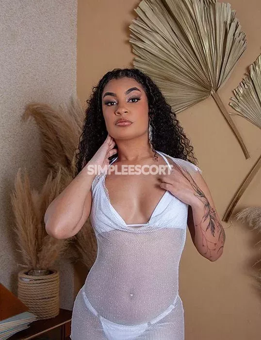 escort.it - Bellezza mora, calore e fascino brasiliano🇧🇷
A Viareggio
