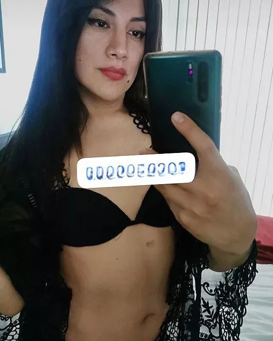 escort.it - Bomba Sex Travestita: 22 cm di Piacere Estremo