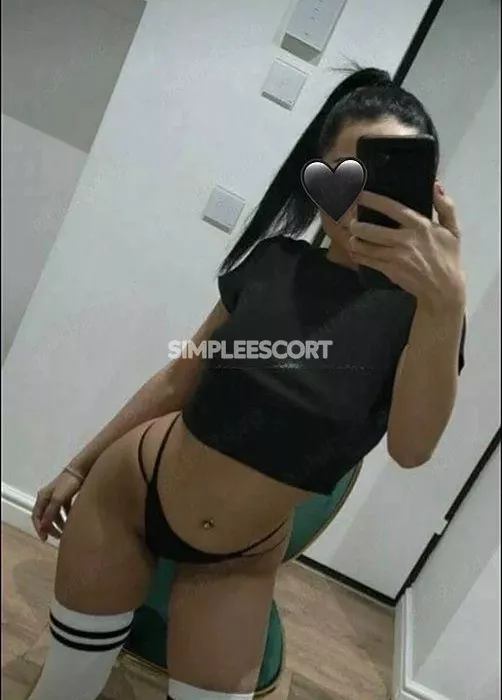 escort.it - Esperienza di Passione Raffinata: Sensualità Unica a Sorrento