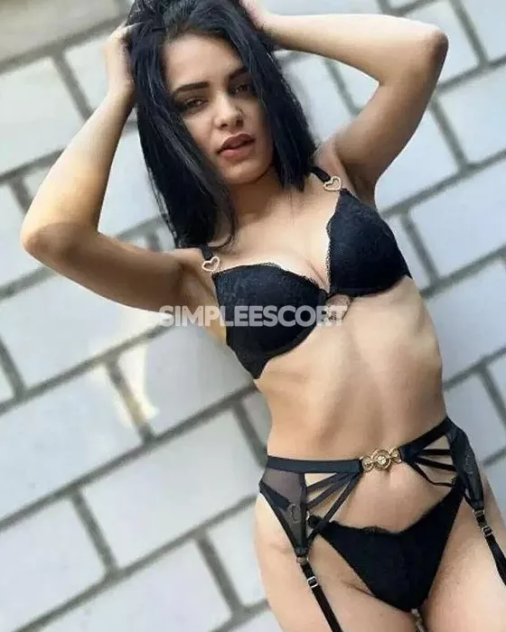 escort.it - Larisa, Bambola Sensuale e Appassionata a Montecatini Terme