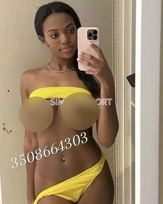 escort.it - Luna, Regina del Piacere: Passione Senza Limiti