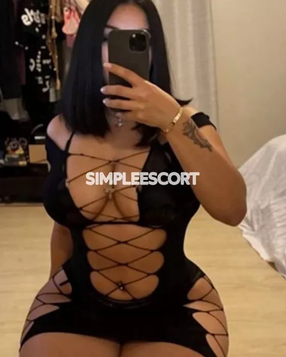 escort.it - OSPEDALE MAGGIORE - PRIMISSIMA VOLTA LA REGINA DEI MASSAGIO... CLASSE ELEGANZA VISO SPLENDIDO SOLARE E MOLTO SENSUALE
