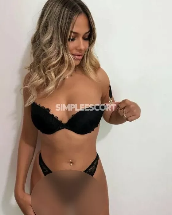 escort.it - Sara, dolcezza e passione per momenti indimenticabili insieme