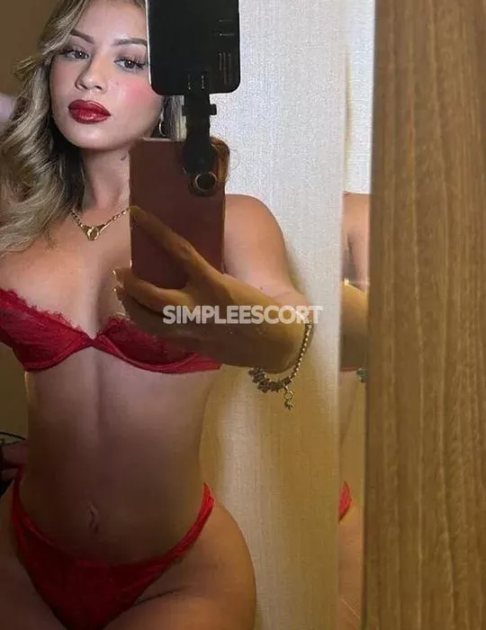 escort.it - Sensuale, bellissima e travolgente per il tuo piacere