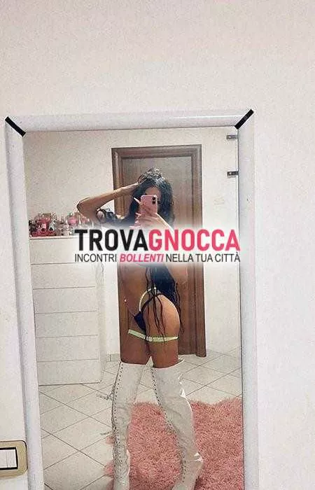 escort.it - 3508725117 - Roma: bellissima ragazzina transessuale ospita...