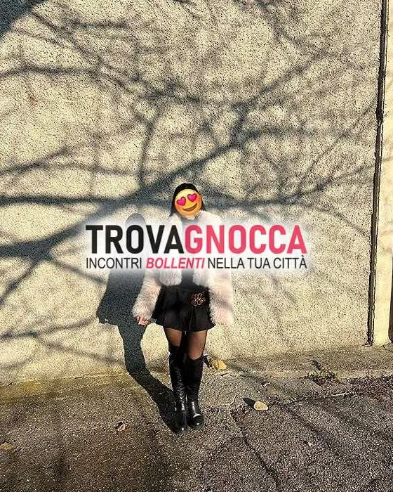 escort.it - 3520828743 - Genova: 😍 prima volta genova😍bella ragazzina...