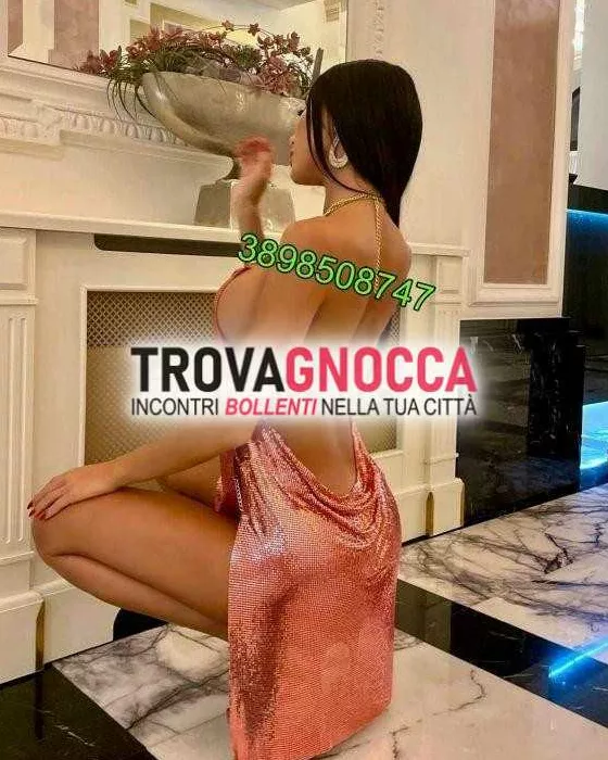 Foto di 3898508747